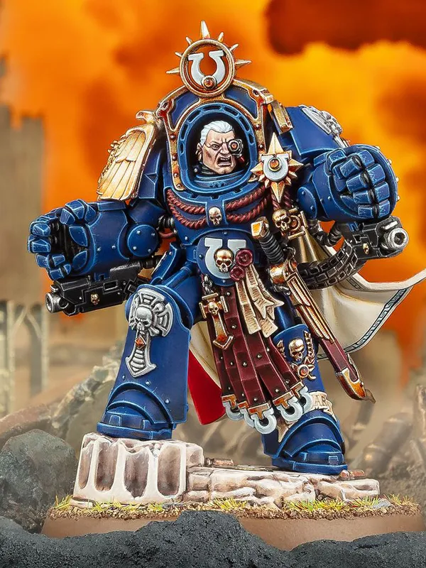 77 Marneus Calgar in Armour of Antilochus